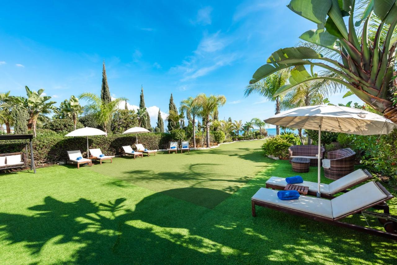 Sea Front Oceanus H2 By Ezoria Villas Ajía Nápa Kültér fotó