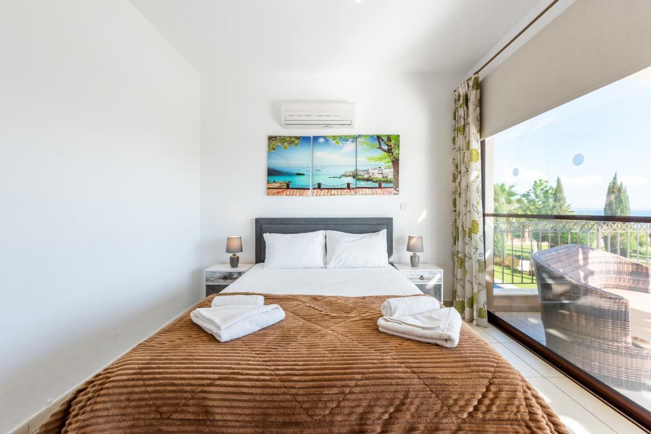 Sea Front Oceanus H2 By Ezoria Villas Ajía Nápa Kültér fotó